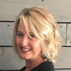 Meet your Posher, Gina